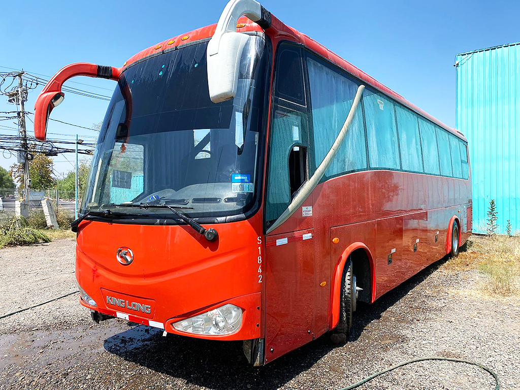 CGR vende Bus KING LONG XMQ6127Y, Año 2015